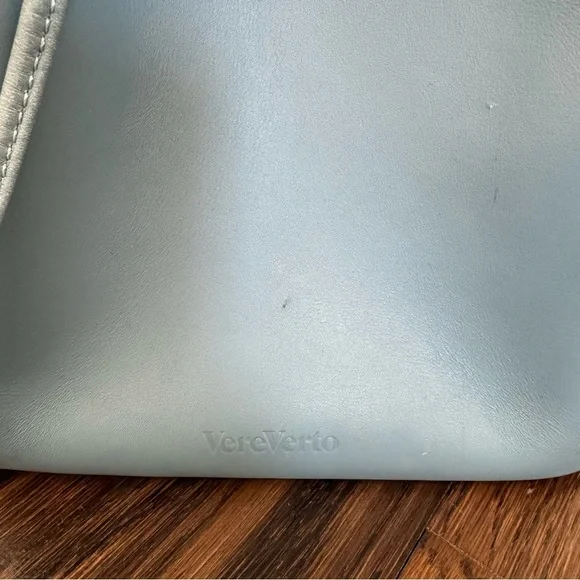 Vere Verto Light Blue Leather Bucket Bag - Picture 2 of 12
